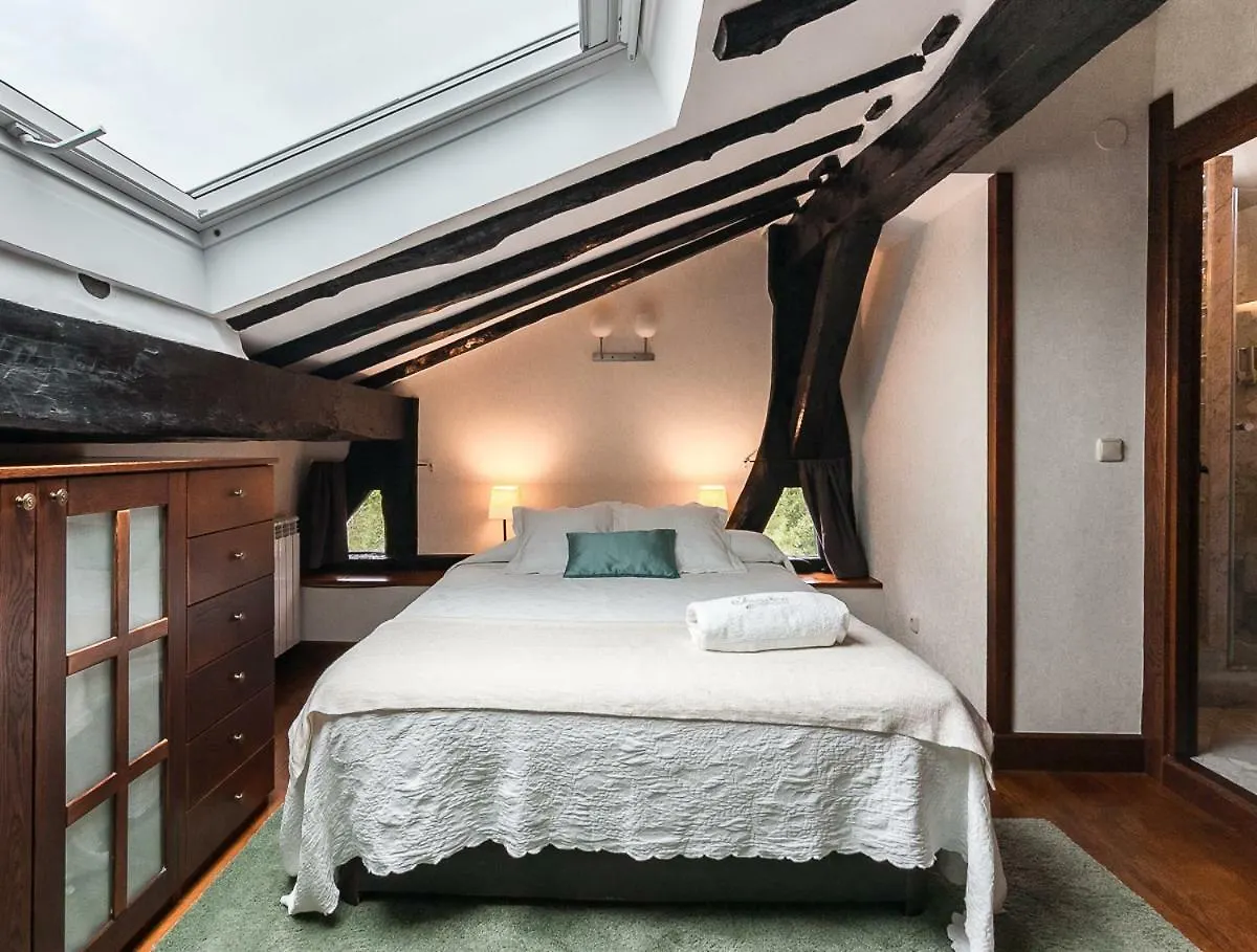 Casa Rural Jesuskoa Zumaia 0*,